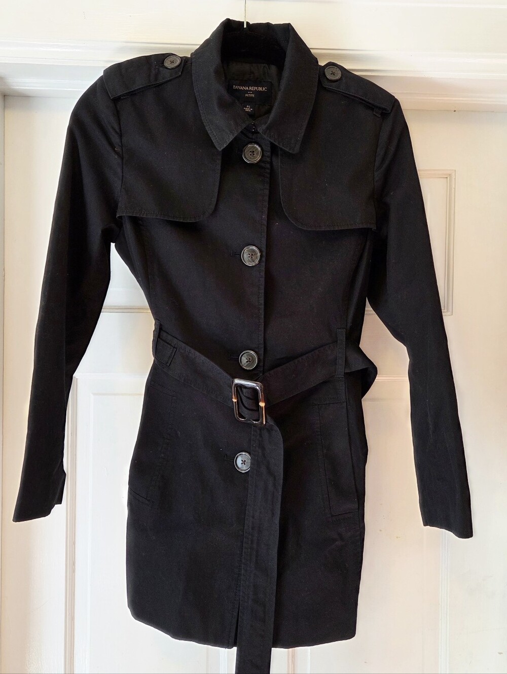 Banana Republic Petite Short Trench Coat in Black (Size S)